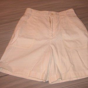 Liz Claiborne Ladies White Shorts